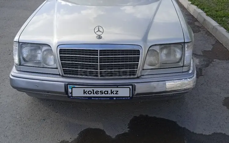 Mercedes-Benz E 220 1993 годаүшін2 400 000 тг. в Приозерск