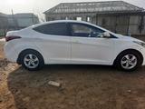 Hyundai Elantra 2014 годаfor5 900 000 тг. в Атырау – фото 3