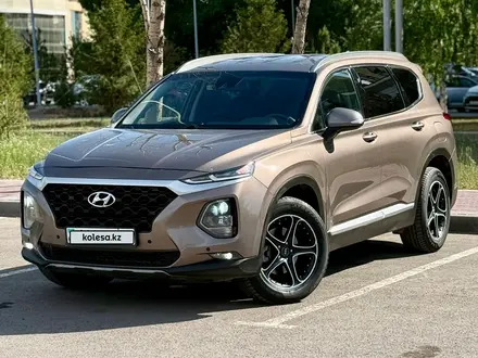Hyundai Santa Fe 2020 года за 10 300 000 тг. в Караганда