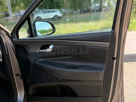 Hyundai Santa Fe 2020 года за 10 300 000 тг. в Караганда – фото 25