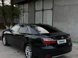 Toyota Camry 2014 года за 9 500 000 тг. в Шымкент – фото 3