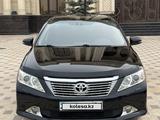 Toyota Camry 2013 года за 10 000 000 тг. в Шымкент
