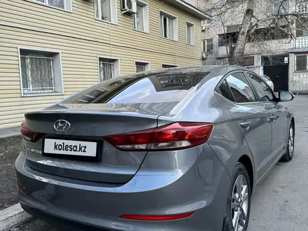 Hyundai Elantra 2018 года за 8 700 000 тг. в Усть-Каменогорск – фото 5