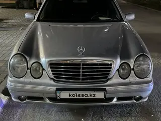 Mercedes-Benz E 55 AMG
