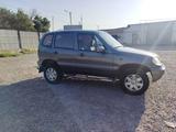 Chevrolet Niva 2004 года за 1 350 000 тг. в Шымкент