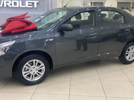 Chevrolet Cobalt 2024 года за 7 200 000 тг. в Семей – фото 2