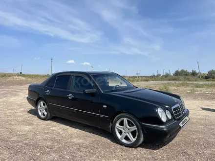 Mercedes-Benz E 320 1996 года за 3 500 000 тг. в Кокшетау – фото 7