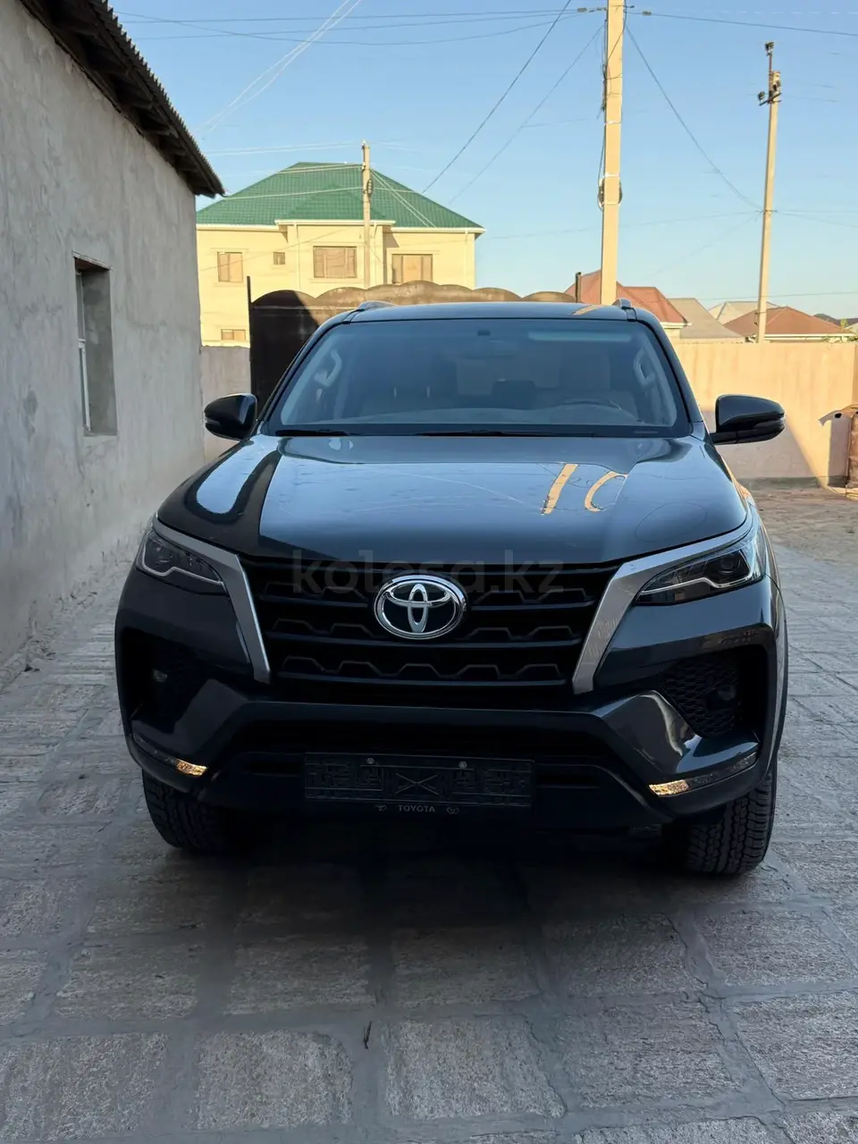 Toyota Fortuner, 2024
