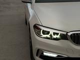 BMW 520 2018 года за 14 700 000 тг. в Караганда – фото 2