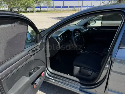 Skoda Superb 2014 года за 6 500 000 тг. в Алматы – фото 13