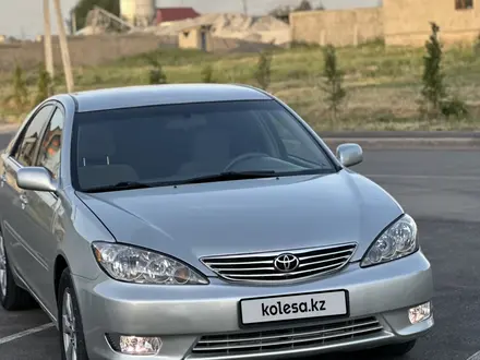 Toyota Camry 2005 года за 4 600 000 тг. в Шымкент – фото 2