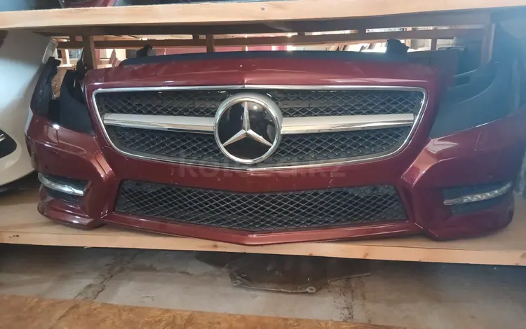 Передний бампер AMG на Мерседес w218/CLS. за 500 тг. в Алматы
