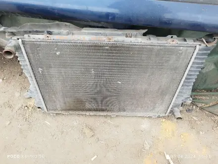 Радиаторы охлаждения на Ауди с4 2,3 и 2,8 за 25 000 тг. в Алматы – фото 2