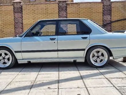 BMW 535 1984 года за 4 200 000 тг. в Караганда