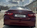 Toyota Camry 2018 года за 12 000 000 тг. в Кызылорда – фото 3