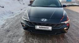 Hyundai Elantra 2023 годаүшін10 200 000 тг. в Алматы – фото 2