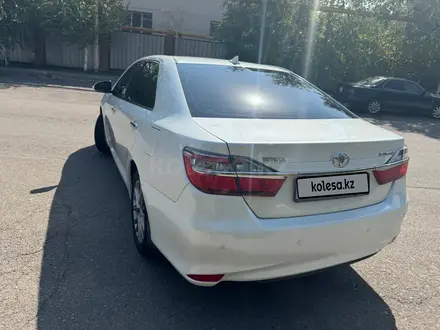 Toyota Camry 2017 года за 11 600 000 тг. в Алматы – фото 11