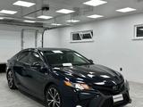 Toyota Camry 2020 года за 8 500 000 тг. в Атырау