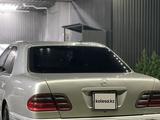 Mercedes-Benz E 320 2001 года за 5 200 000 тг. в Алматы – фото 4