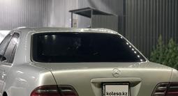 Mercedes-Benz E 320 2001 годаүшін5 200 000 тг. в Алматы – фото 4