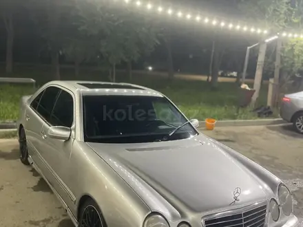 Mercedes-Benz E 320 2001 года за 5 200 000 тг. в Алматы – фото 2