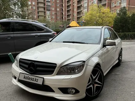 Mercedes-Benz C 180 2010 года за 5 800 000 тг. в Актау – фото 2