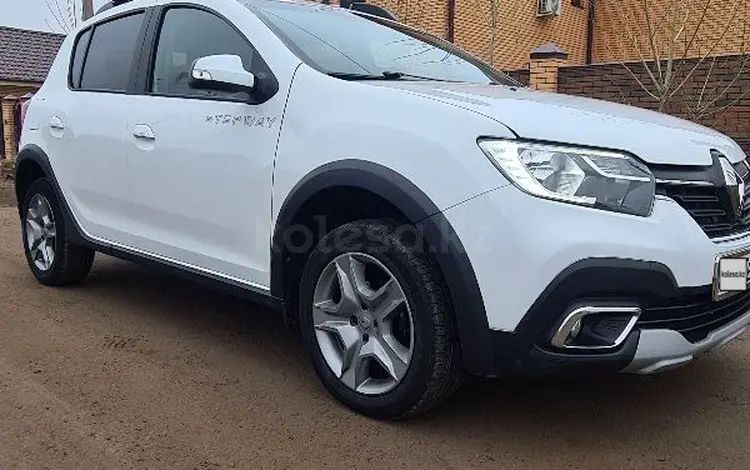 Renault Sandero Stepway 2021 года за 6 400 000 тг. в Уральск