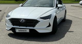 Hyundai Sonata 2022 года за 12 500 000 тг. в Алматы