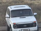 ВАЗ (Lada) Lada 2121 2001 годаүшін600 000 тг. в Актобе