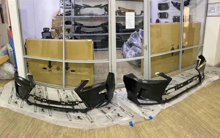 Бампер передний для Lexus RX за 200 000 тг. в Астана