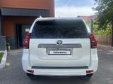 Toyota Land Cruiser Prado 2018 года за 20 500 000 тг. в Атырау – фото 3
