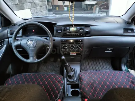 Toyota Corolla 2002 года за 3 600 000 тг. в Алматы – фото 8
