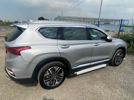 Hyundai Santa Fe 2020 года за 15 200 000 тг. в Алматы – фото 2