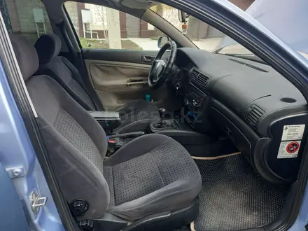 Volkswagen Passat 1997 года за 1 500 000 тг. в Тараз – фото 13