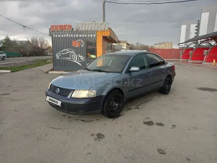 Volkswagen Passat 1997 года за 1 500 000 тг. в Тараз – фото 5