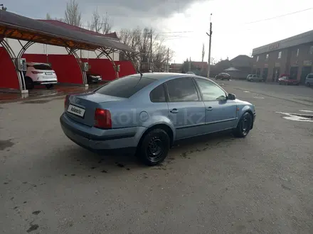 Volkswagen Passat 1997 года за 1 500 000 тг. в Тараз – фото 7