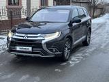 Mitsubishi Outlander 2016 года за 10 300 000 тг. в Алматы – фото 2