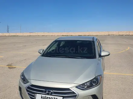 Hyundai Elantra 2017 года за 5 500 000 тг. в Актау