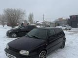 Volkswagen Golf 1993 годаfor1 499 000 тг. в Астана