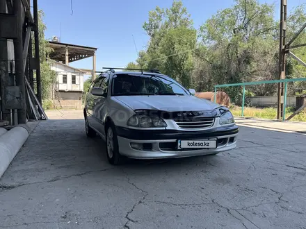 Toyota Avensis 1999 года за 3 299 999 тг. в Алматы