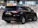 Toyota Highlander 2015 года за 15 000 000 тг. в Атырау – фото 4