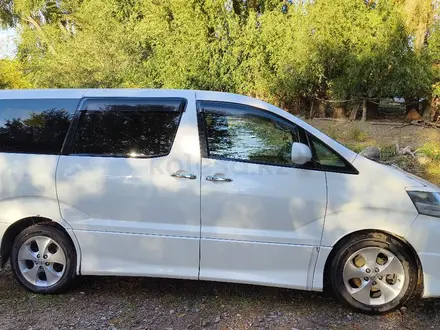 Toyota Alphard 2005 года за 8 200 000 тг. в Сарыозек – фото 3