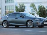 Lexus ES 300h 2023 годаүшін26 500 000 тг. в Алматы – фото 3