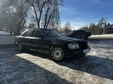 Mercedes-Benz E 230 1991 года за 680 000 тг. в Алматы