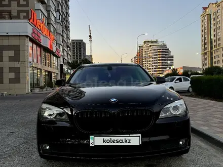 BMW 750 2008 года за 9 500 000 тг. в Алматы – фото 15