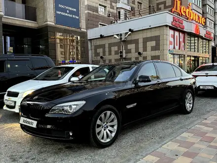 BMW 750 2008 года за 9 500 000 тг. в Алматы – фото 16