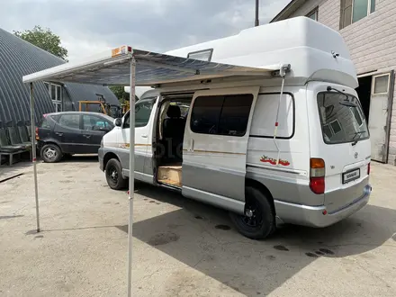 Toyota Grand Hiace 2000 года за 10 500 000 тг. в Алматы – фото 9