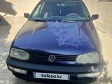 Volkswagen Golf 1996 годаүшін1 000 000 тг. в Тараз