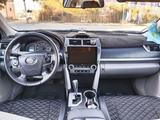 Toyota Camry 2014 года за 7 600 000 тг. в Атырау – фото 4