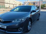 Toyota Camry 2014 года за 7 600 000 тг. в Атырау – фото 3